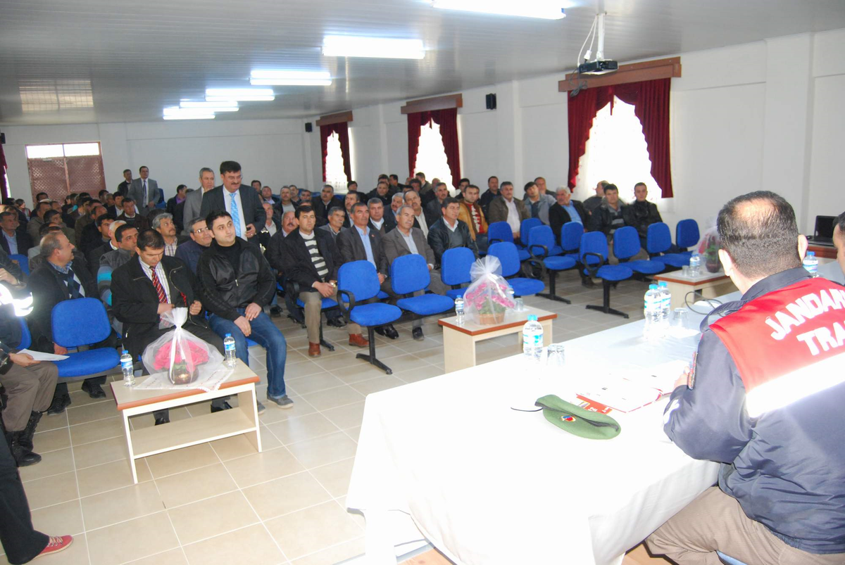 Kula\'da Servis Şoförlerine Eğitim Semineri Verildi