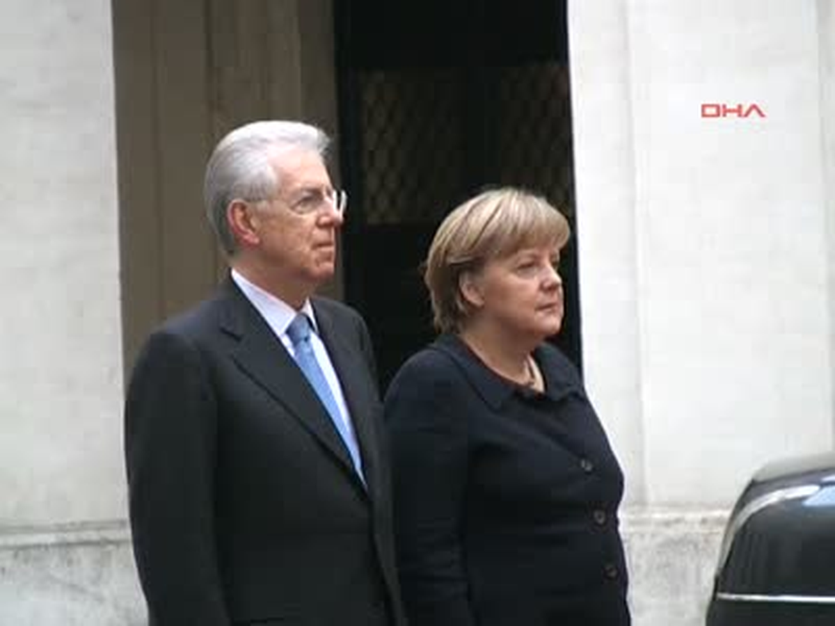 Monti: İtalya Hala Kritik Durumda