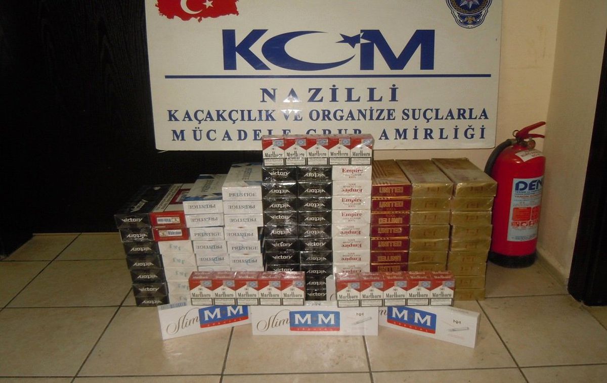Nazilli\'de 958 Pkaet Gümrük Kaçağı Sigara Ele Geçirildi