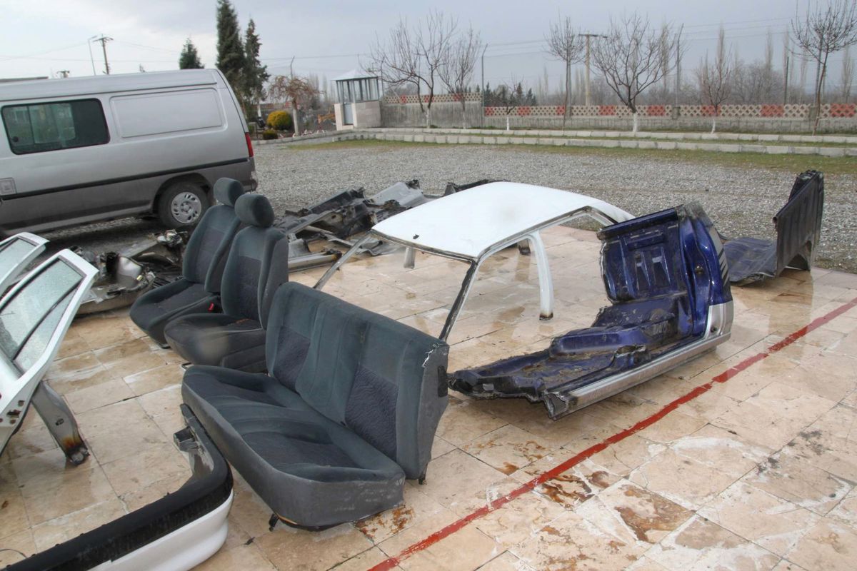 Oto Hırsızlığına Üç Tutuklama
