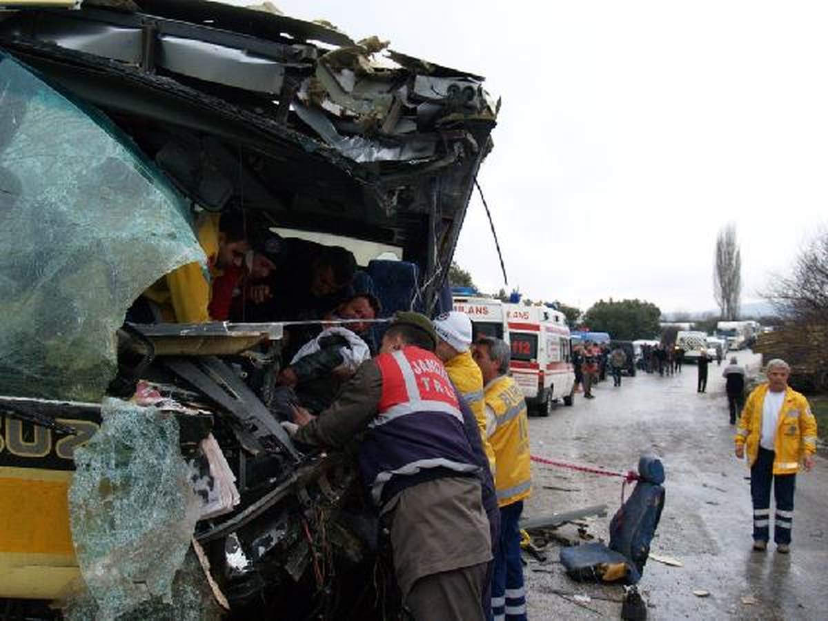 Servis Midibüsünde Öldü