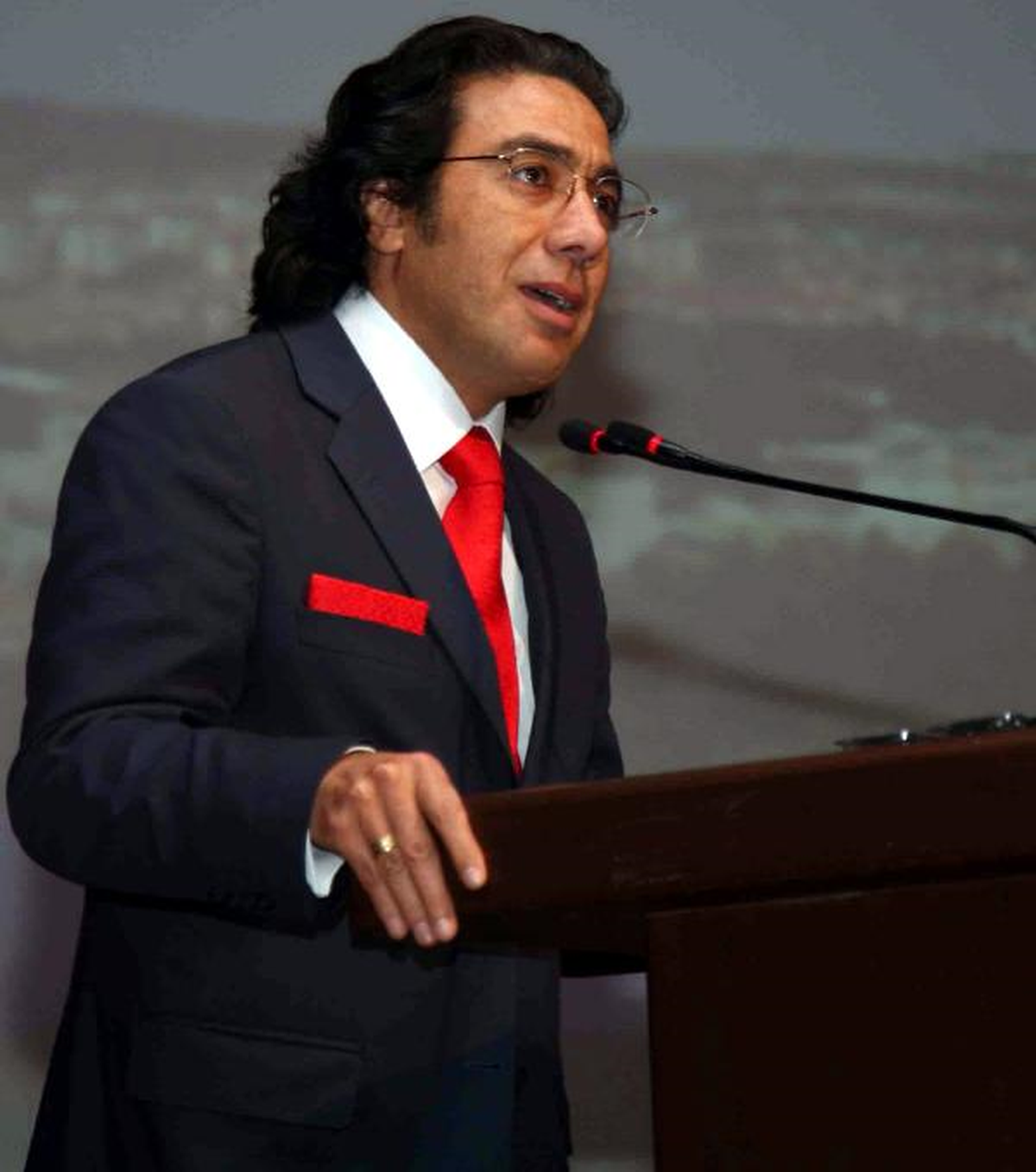 Profesör Mutaf, ABD'de Tıp Dergisine Kapak Oldu