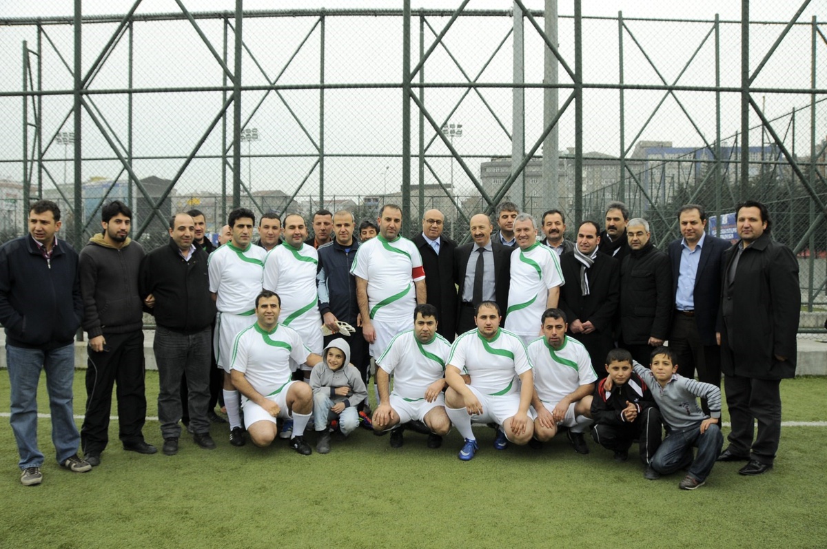 Sivil Toplum Kuruluşları Futbol Turnuvası Coşkuyla Başladı