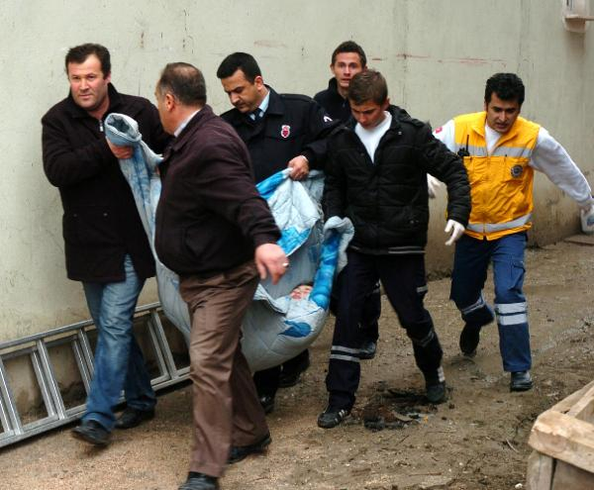 Sobadan Zehirlenen 4 Kişilik Aileyi Babanın Son Yardım Çağrısı Kurtardı