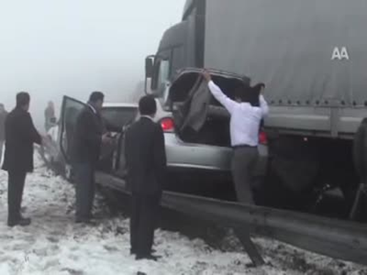Tem\'de Zincirleme Trafik Kazası