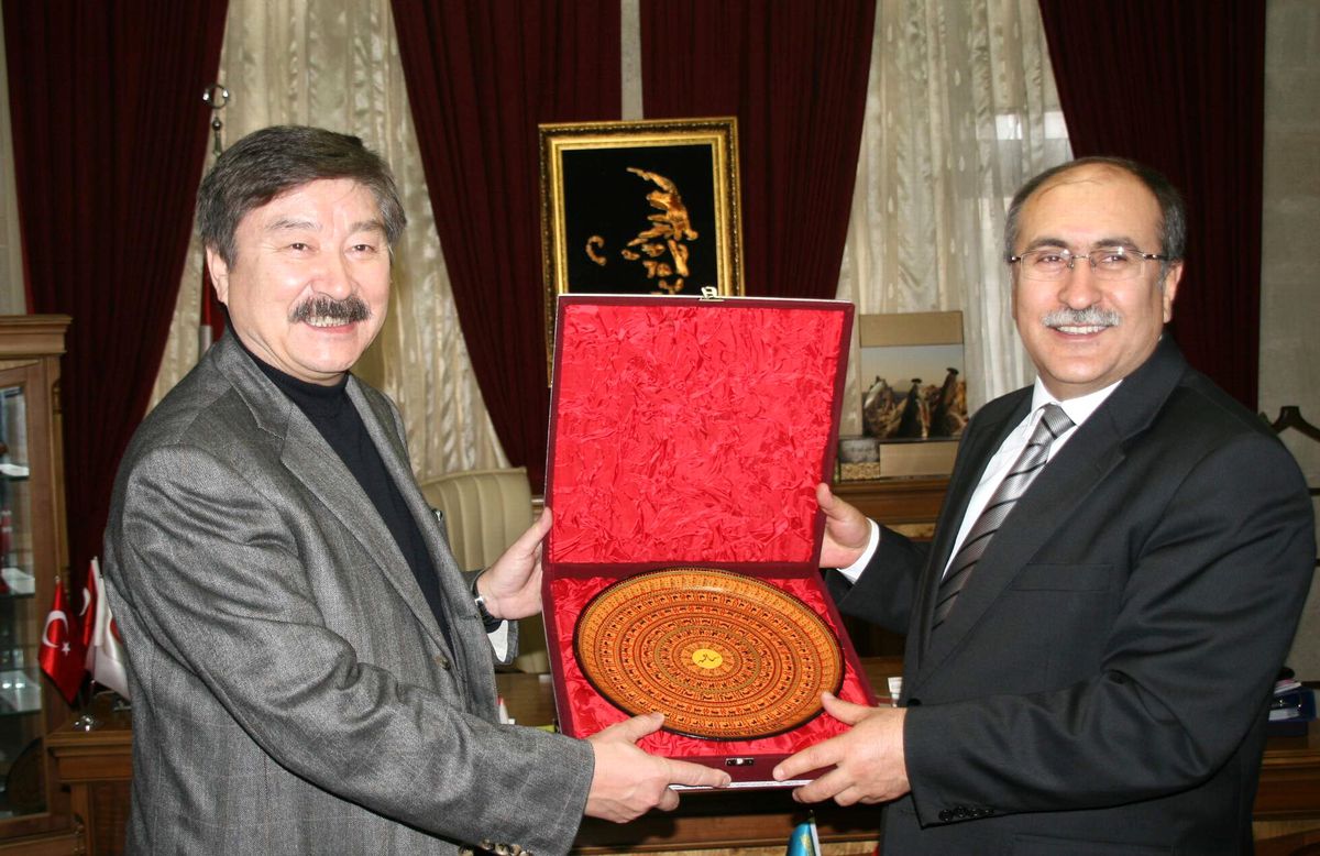 Türksoy Genel Sekreteri ve Karagandy Belediye Başkanı Nevşehir\'de