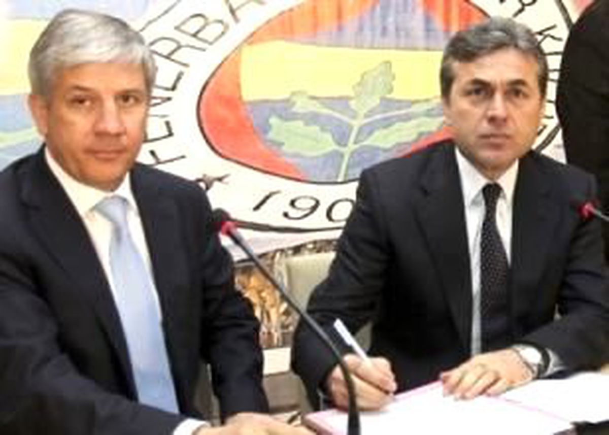 Ve Kocaman İmzayı Attı