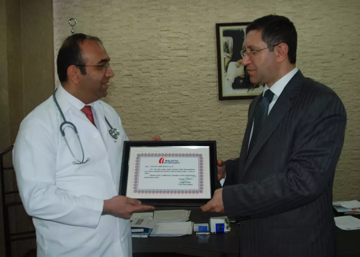 Vergi Rekortmenine Plaket