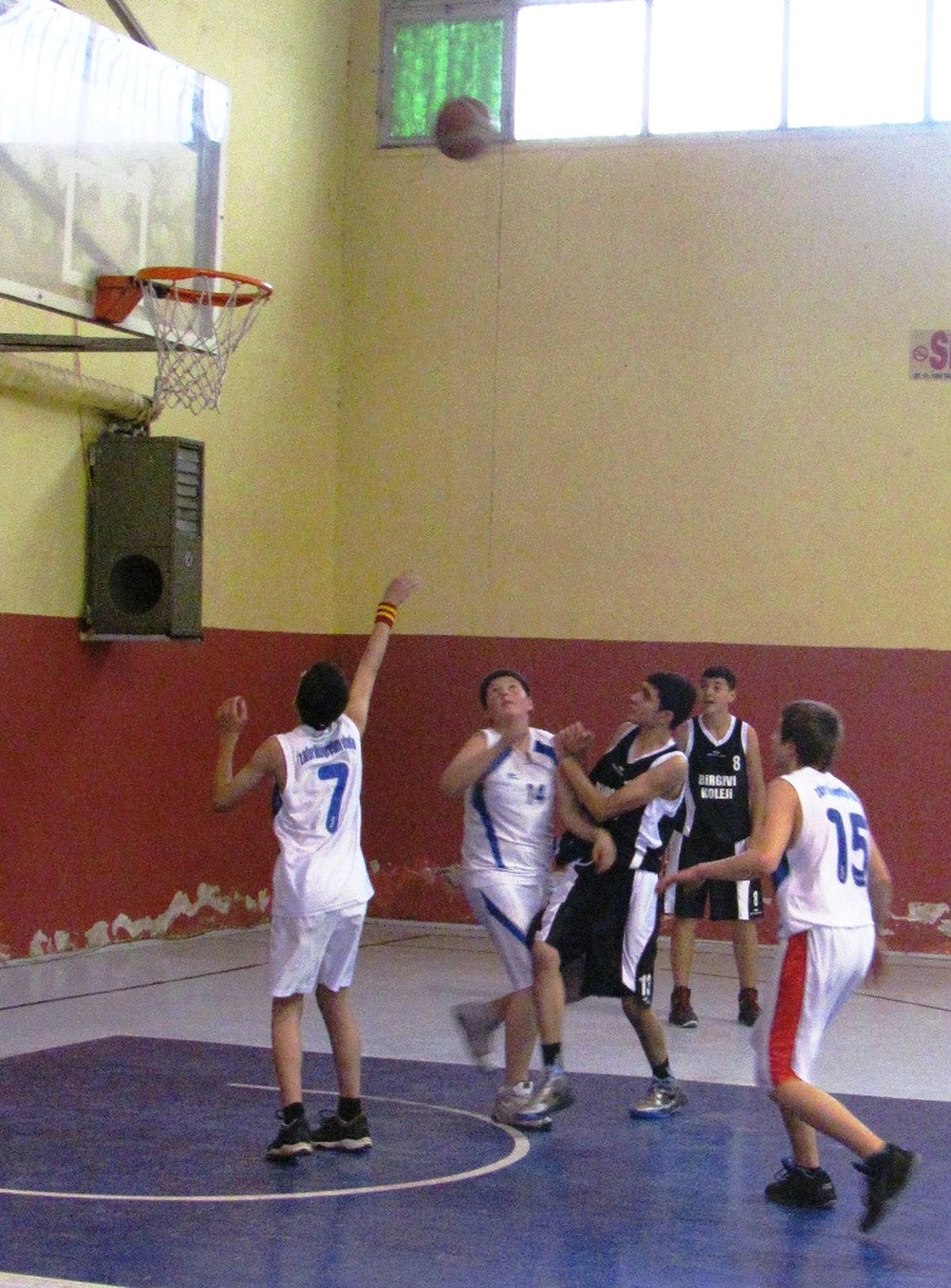 Yıldız Basketçiler Nefesleri Kesti