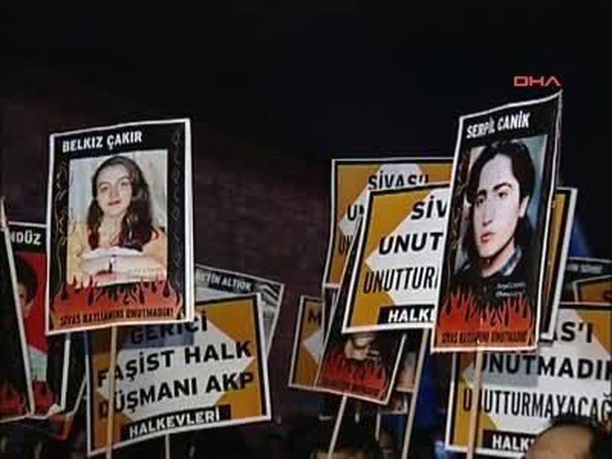 5 Bin Kişi Madımak İçin Yürüdü
