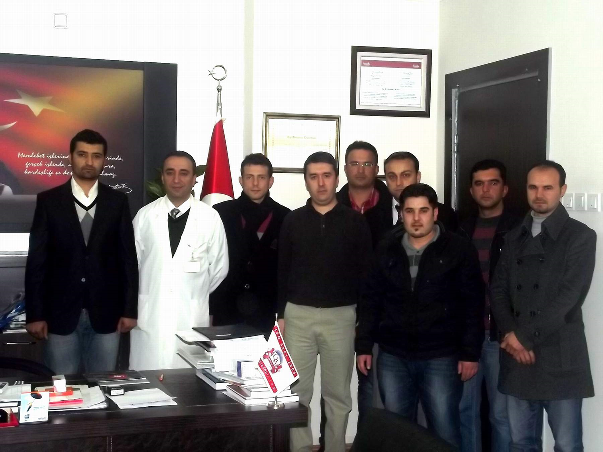 Ak Gençlik\'ten Hastane Ziyareti