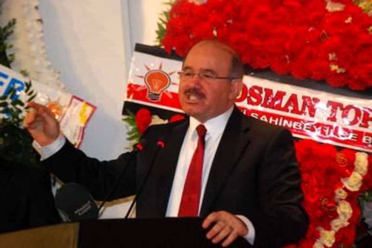 AK Parti Genel Başkan Yardımcısı Çelik\'in Basın Toplantısı