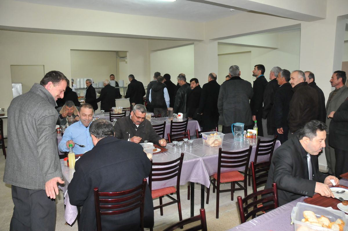 Akçakoca Kaymakamlığında 4 Çeşit Yemek 5 Tl