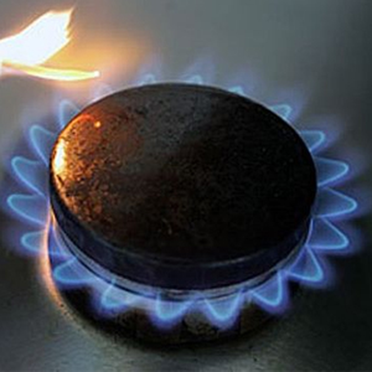 Bakan\'dan Doğalgaz Açıklaması