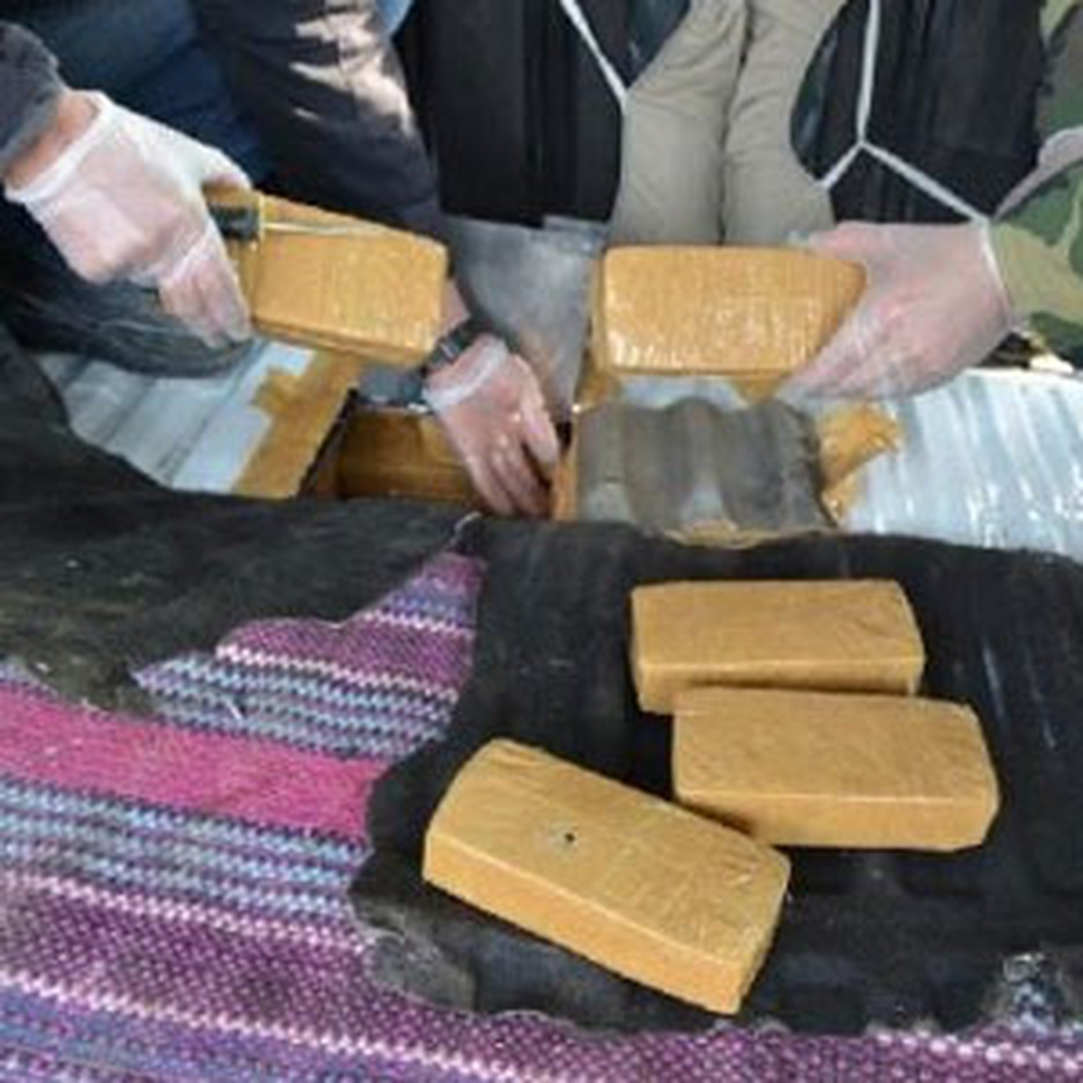 Başkale\'de Yaklaşık 28 Kilogram Eroin Ele Geçirildi