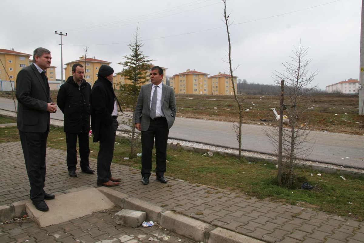 Başkan Özüm, Korucuk'ta Poşet Uygulamasını İnceledi