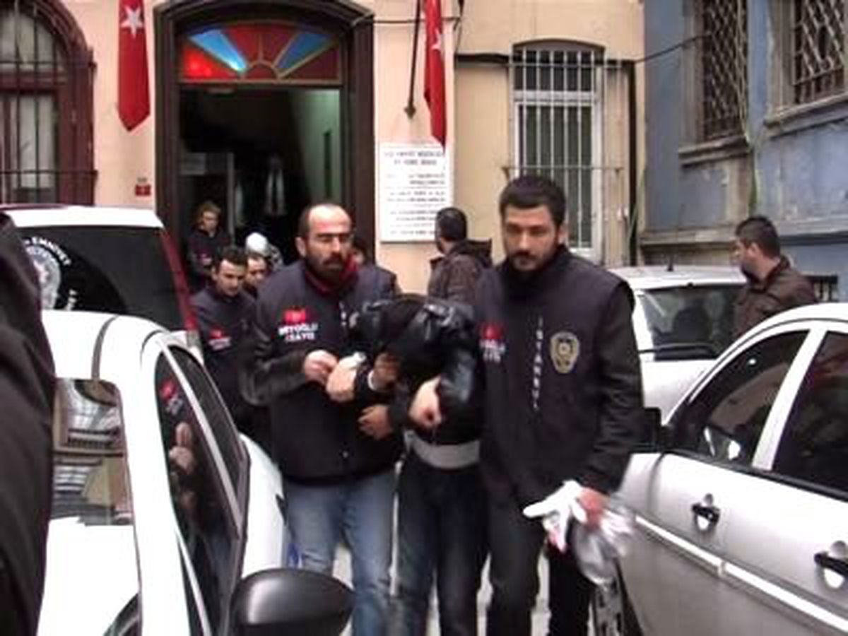Beyoğlu\'nda Uyuşturucu Çetesi Aile Yakalandı