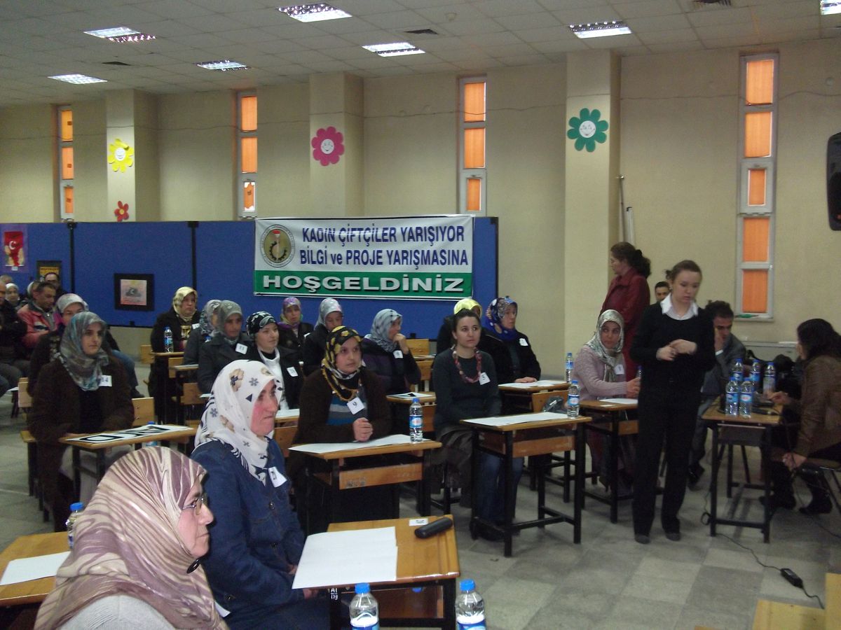 Çaycuma\'da Kadın Çiftçiler Yarıştı