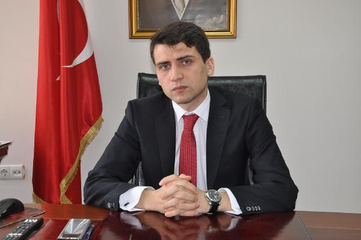 Emet\'te Gerginliğe Neden Olan İnşaat İşçileri Van\'a Gönderildi