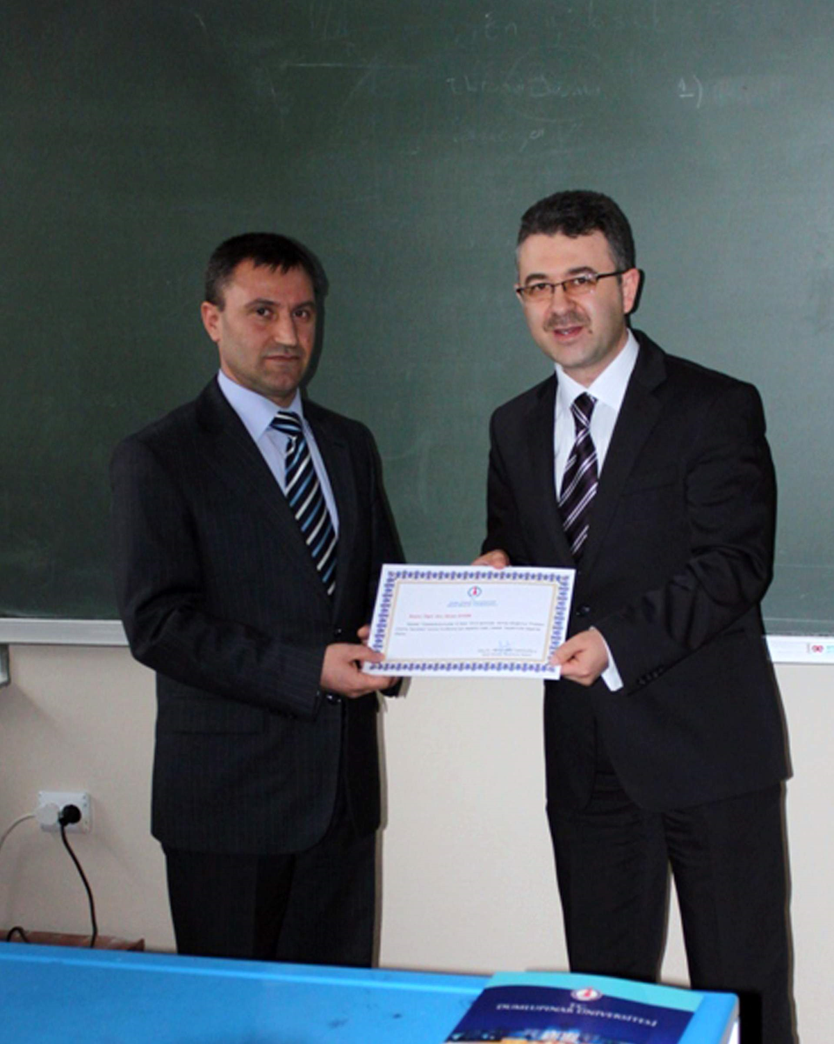 Gediz Myo Öğrencilerine \'Problem Çözme Teknikleri\' Konulu Konferans Verildi