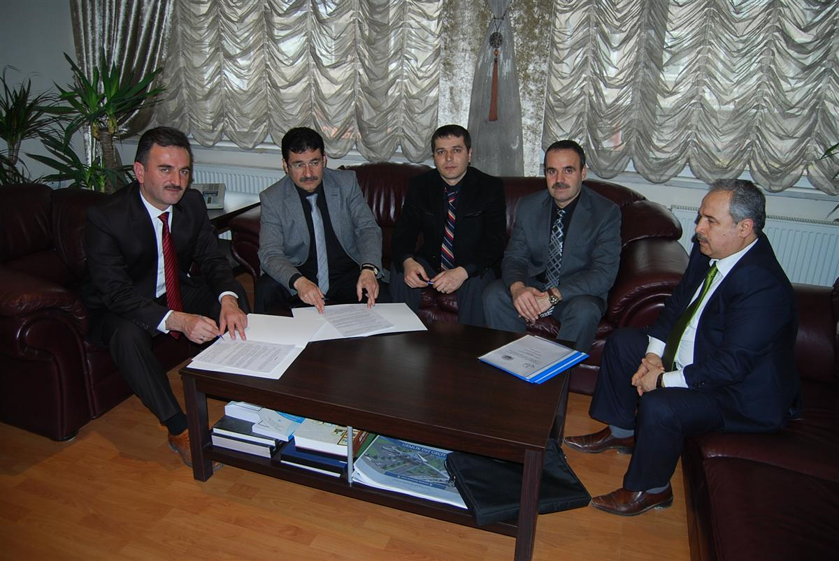 Geleneksel Çocuk Oyunları İnternetle Savaşacak