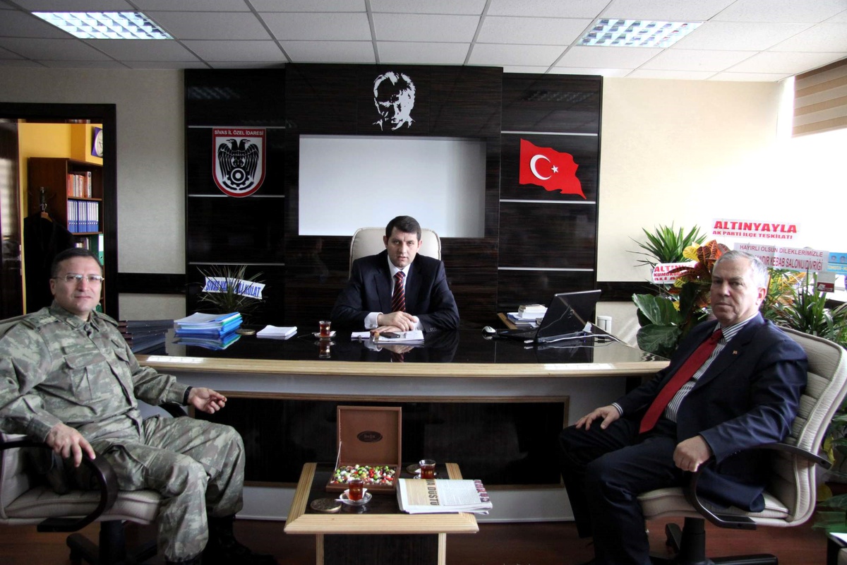 İl Özel İdaresi Genel Sekreterliğine Salih Ayhan Atandı