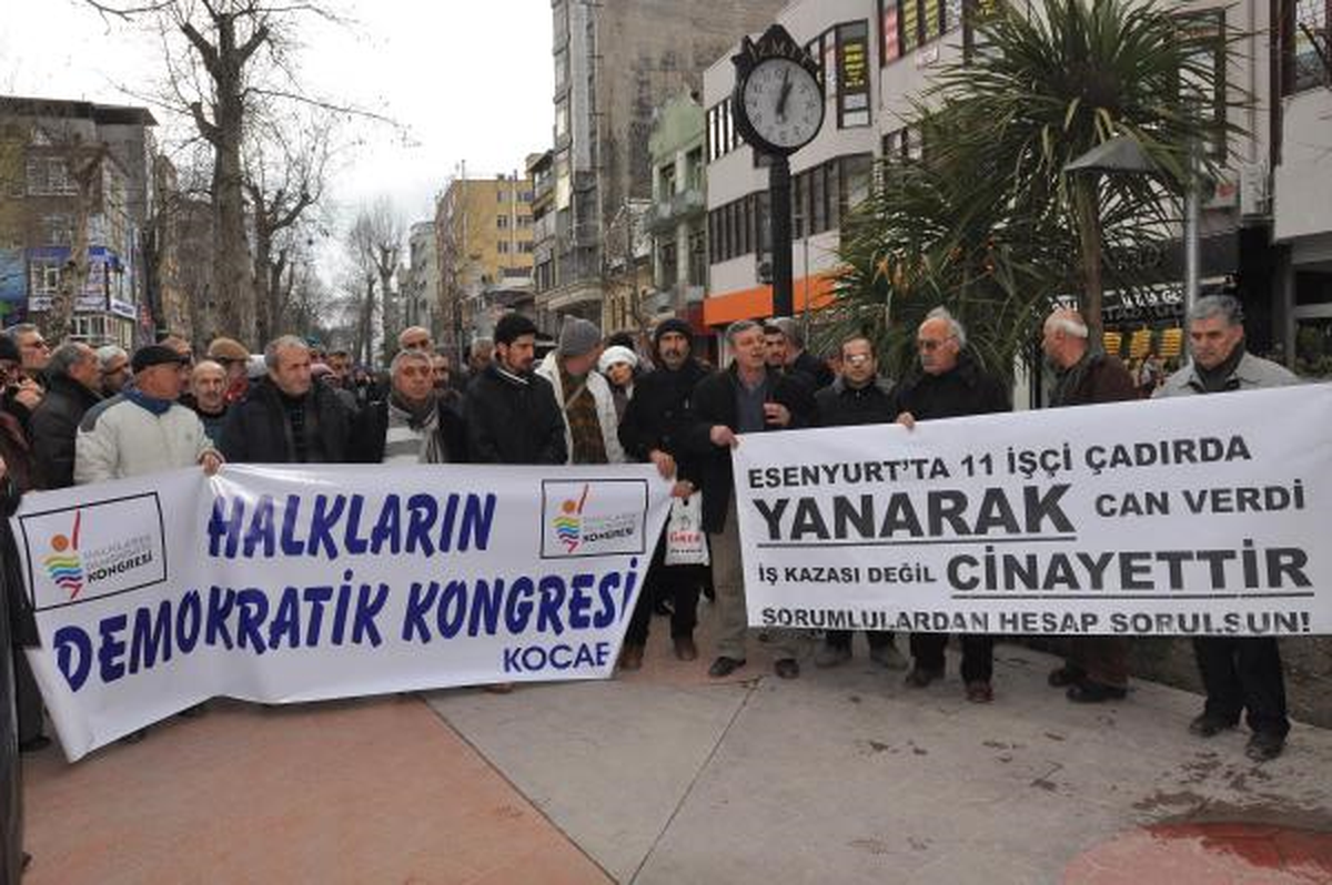 İzmit\'te \'Zaman Aşımı\' Protestosu