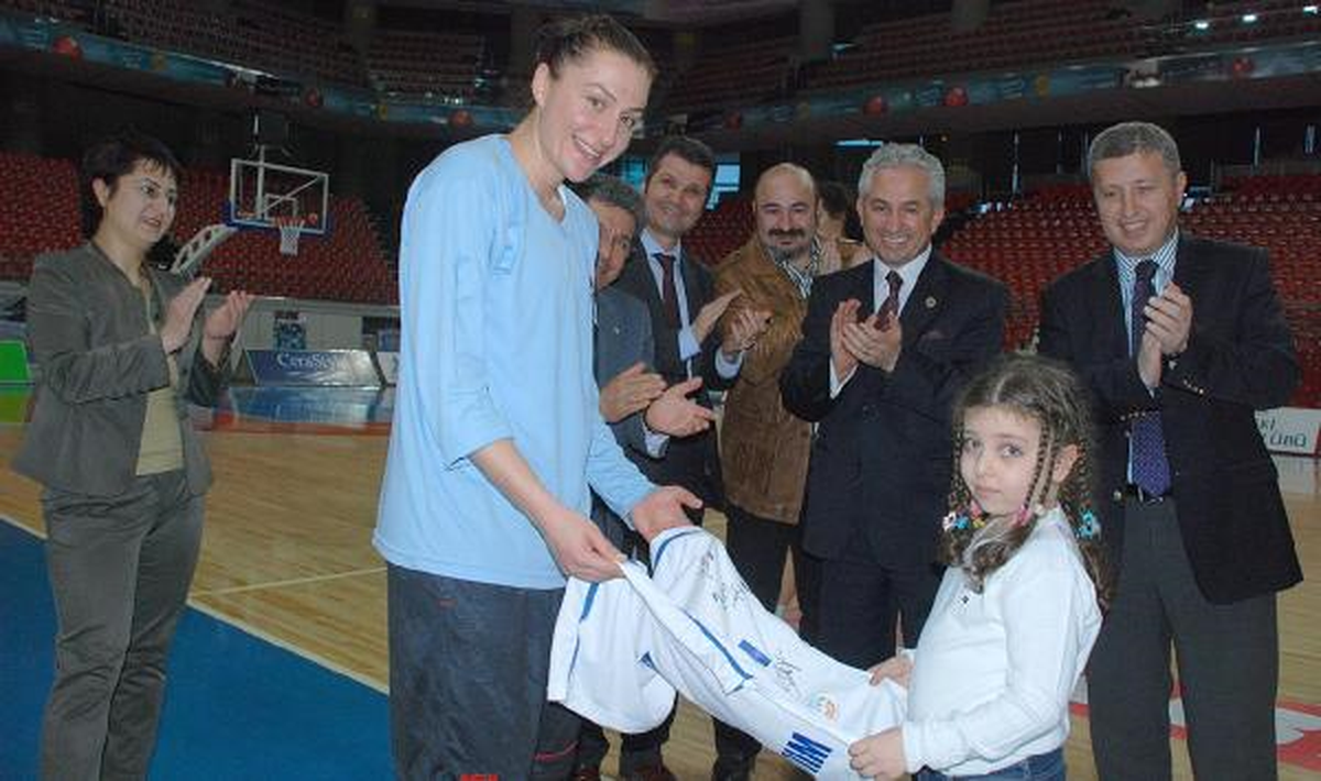 Kayseri Kent Konseyi\'nden Avrupa\'da Final Oynayacak Kaskispor\'a Moral Desteği