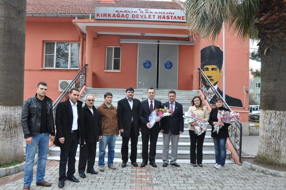 Kırkağaç Devlet Hastanesi'ne Kutlama Ziyareti