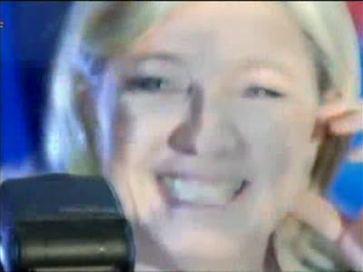 Marine Le Pen De Aday Oldu