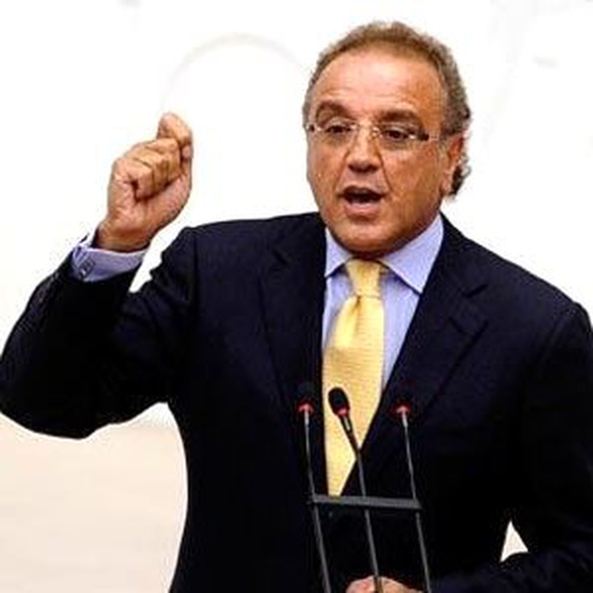 Meclis Kulisi\'nde Kavga