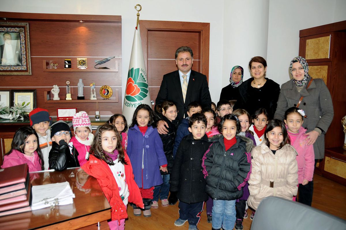 Minik Öğrencilerden Başkan Çakır\'a Ziyaret