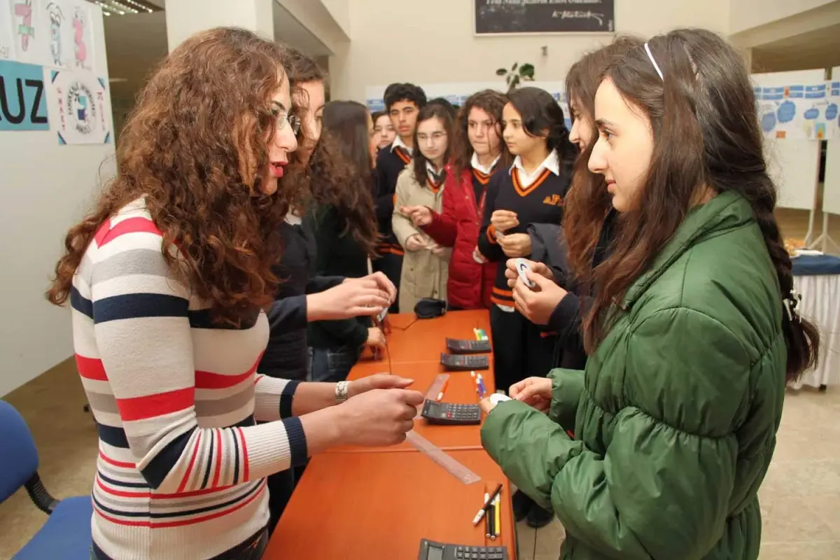 Paü\'de Pi Günü Kutlandı