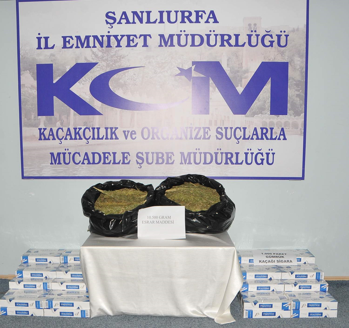 Şanlıurfa\'da 100 Karton Kaçak Sigara Ele Geçirildi