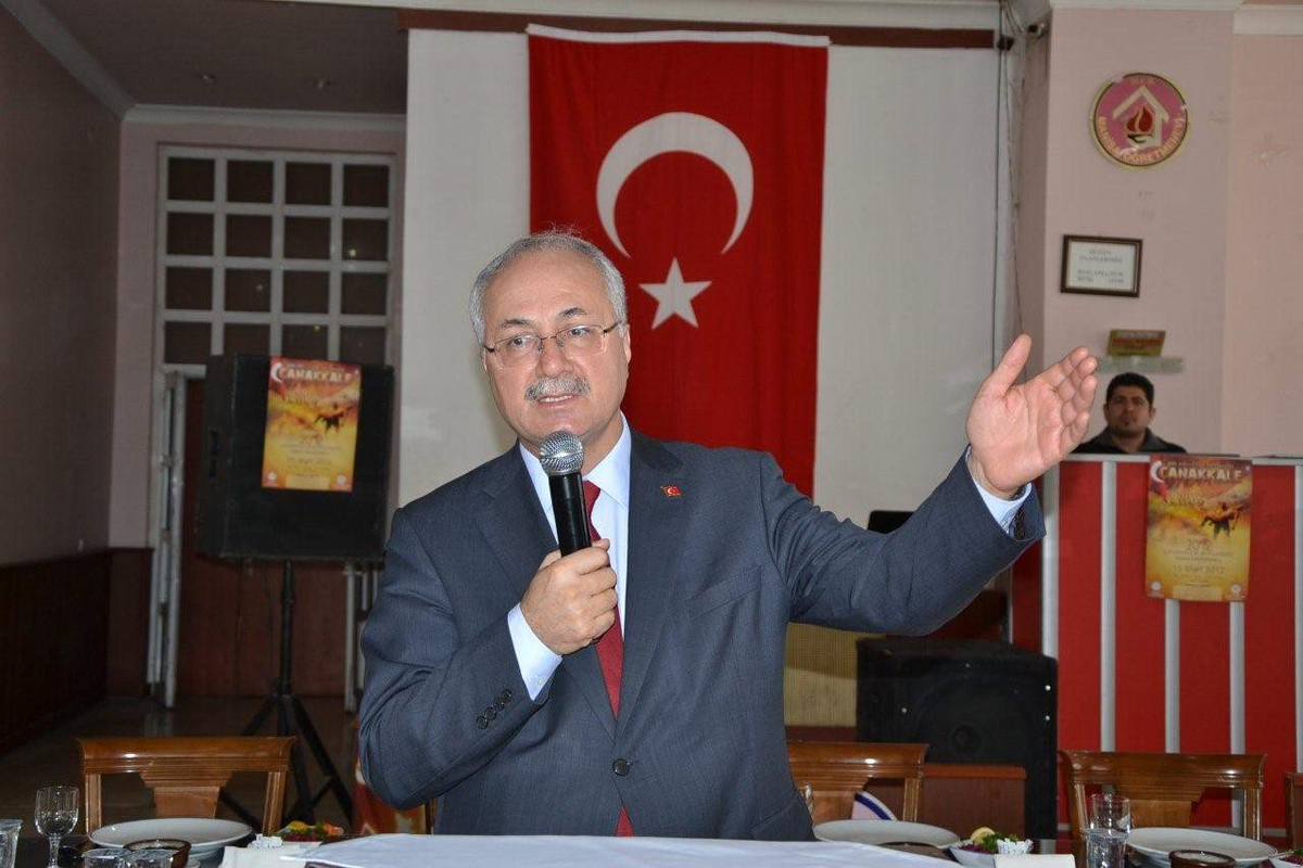 Şehit Aileleri ve Gazi Yakınları Onuruna Yemek