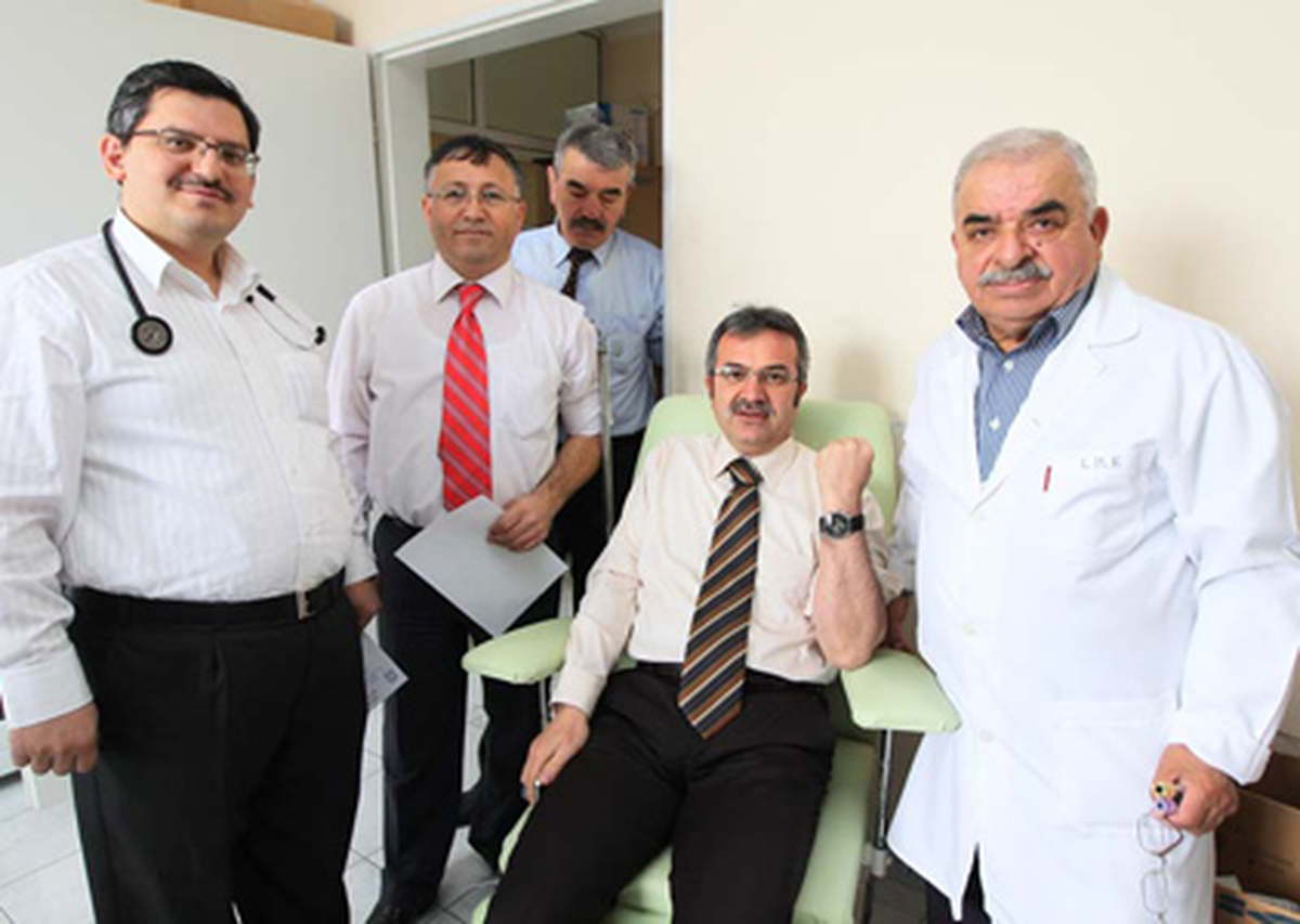 Tıp Bayramı\'nda Sağlık Taraması
