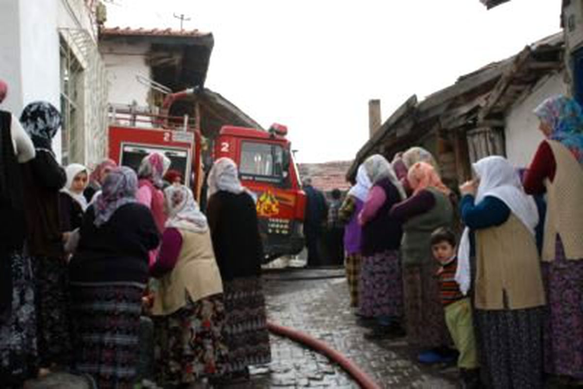 Tokat\'ta Çatı Yangını