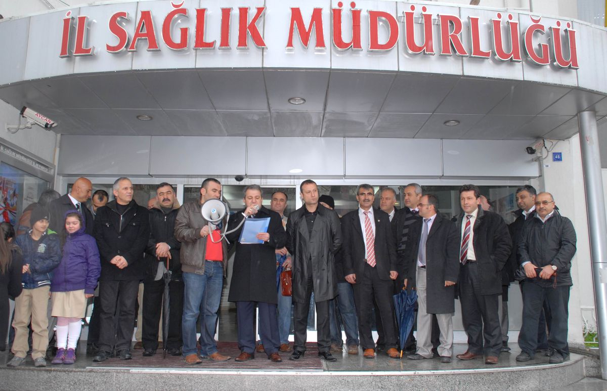 Türk Sağlık-Sen Üyeleri Eylem Yaptı