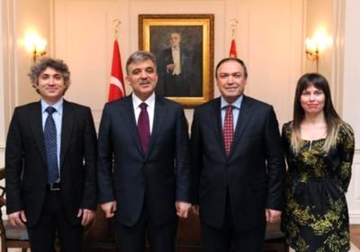 Yüz Naklini Yapan Cerrahlar Çankaya Köşkü\'nde