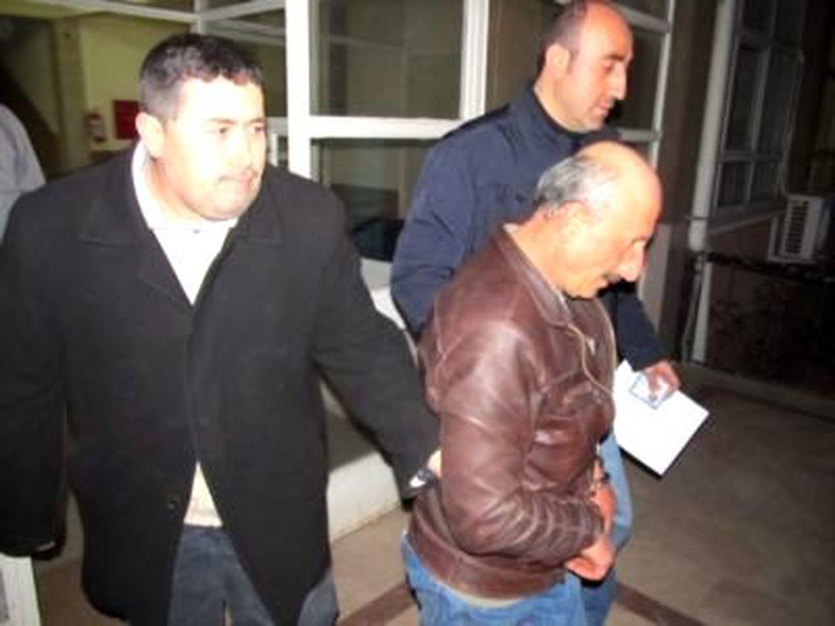 Baba Oğulun Katil Zanlısı Teslim Oldu