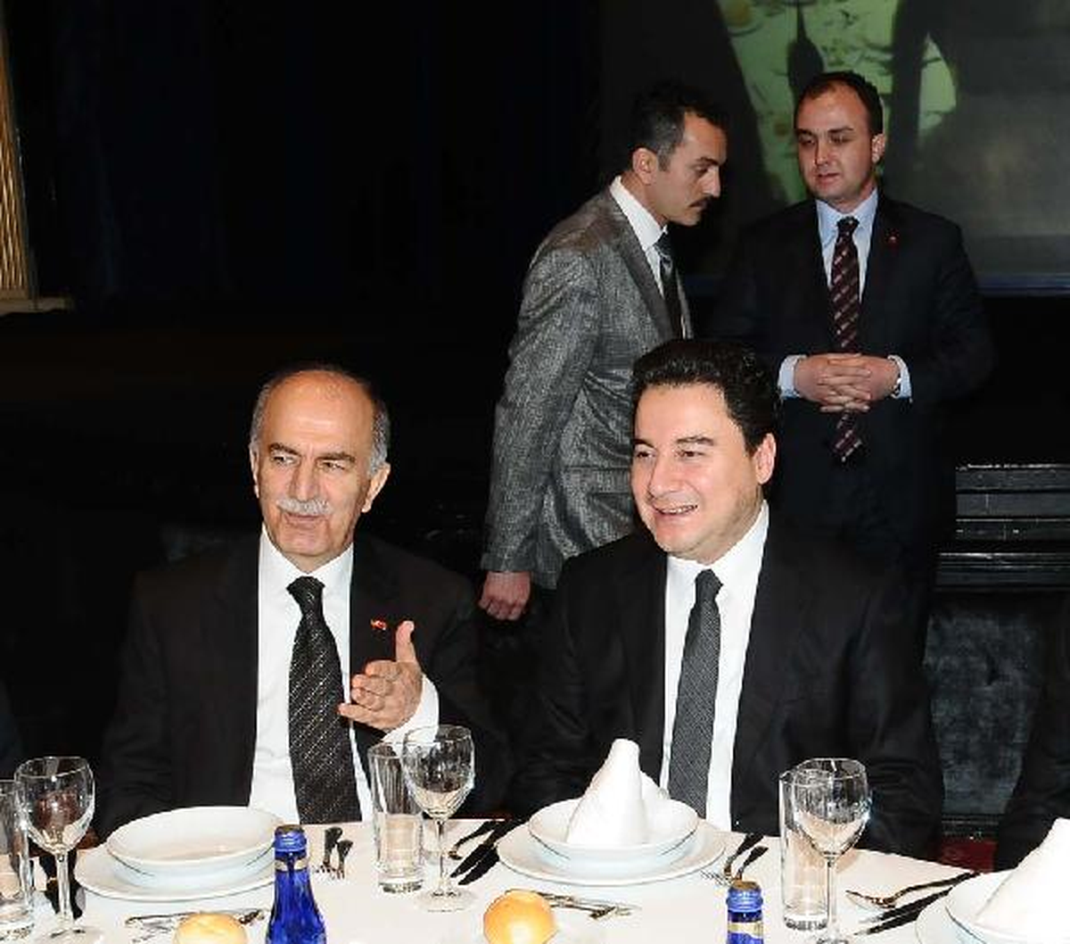 Babacan: Kısa, Sade, Derli Toplu Bir Anayasa Gerekli