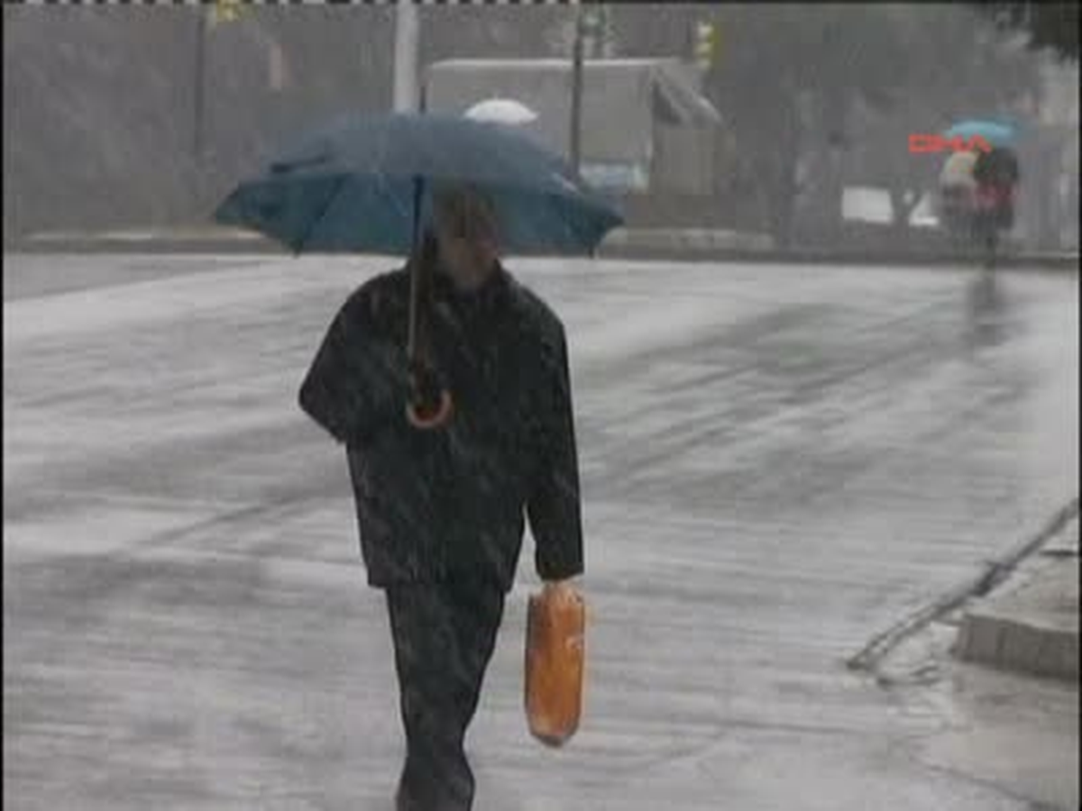 Bolu\'ya Lapa Lapa Kar Yağdı