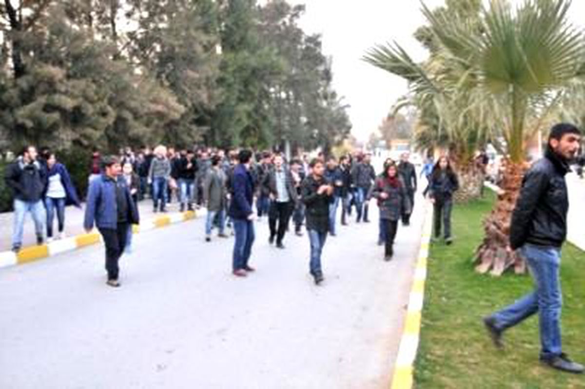 Ege Üniversitesi\'nde 18 Mart Gerginliği
