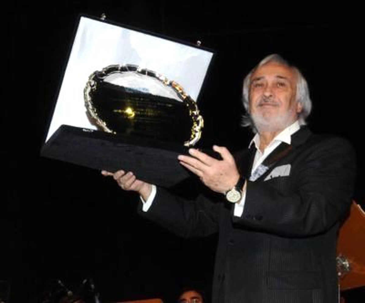 Haciz Şokuyla Sarsılan Ünlü Sanatçı Müjdat Gezen'den Açıklama