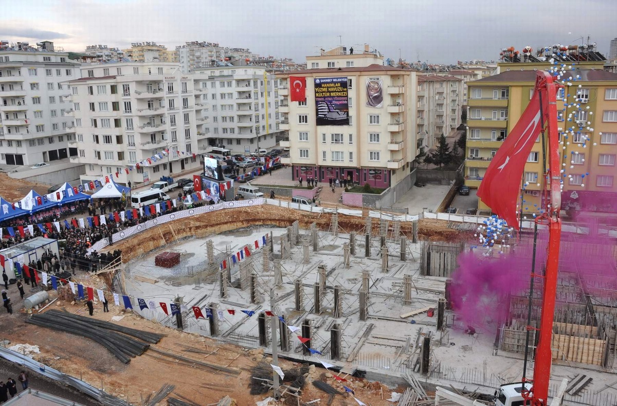 Hanımlar Yüzme, Spor ve Kültür Merkezi\'nin Temeli Atıldı