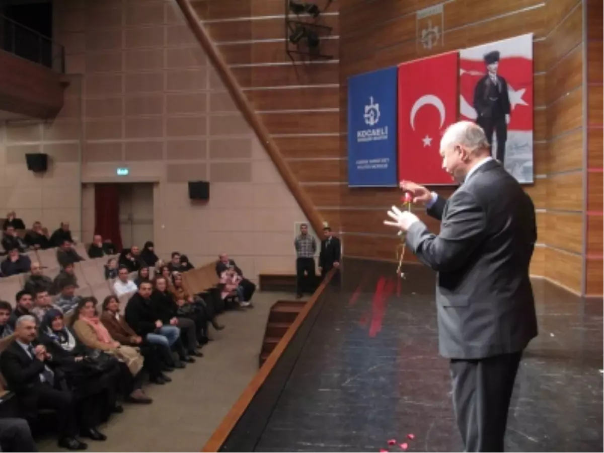 'İnsan Tanıma Sanatı' Seminerine Yoğun İlgi
