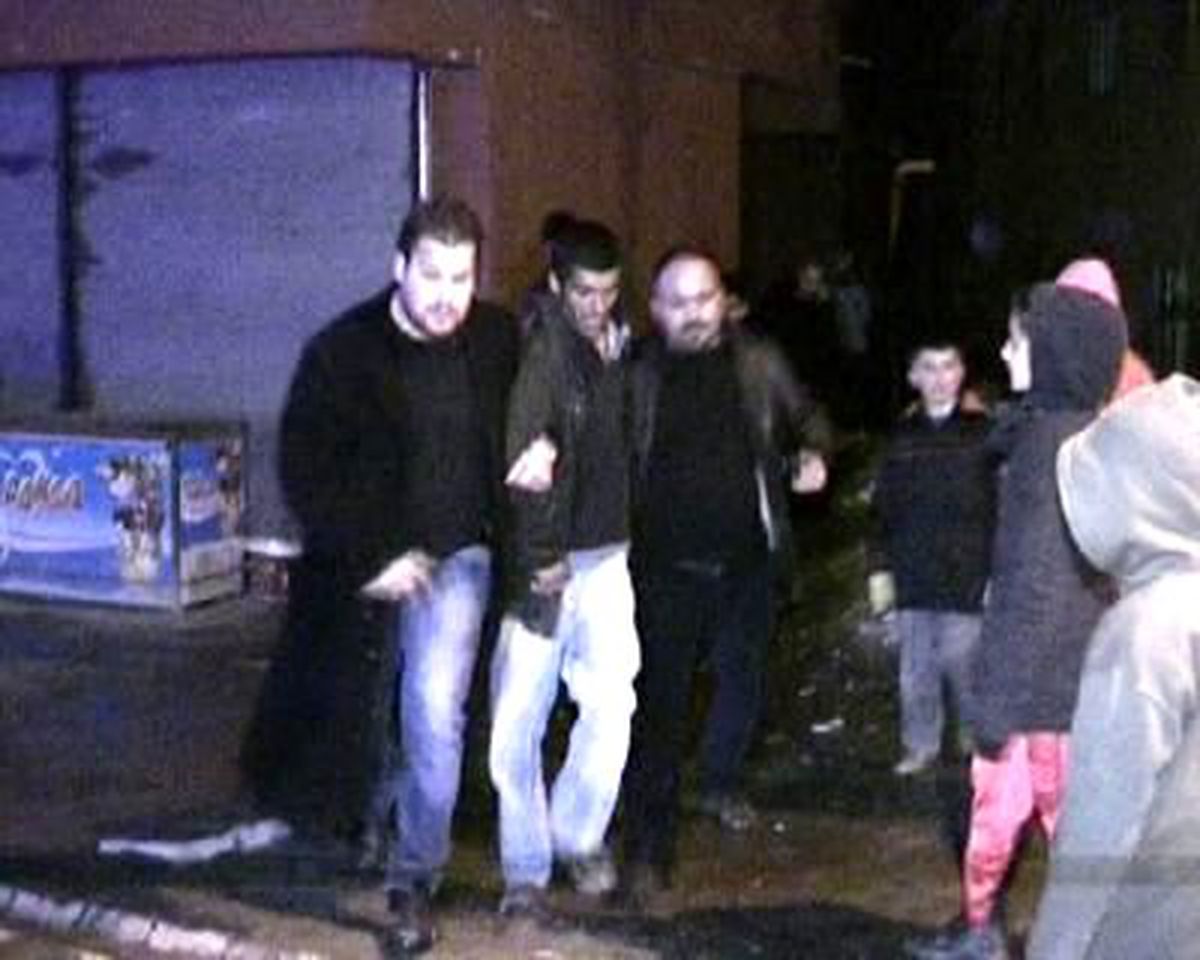 İntihar Etmek İsteyen Genci Polis İkna Etti