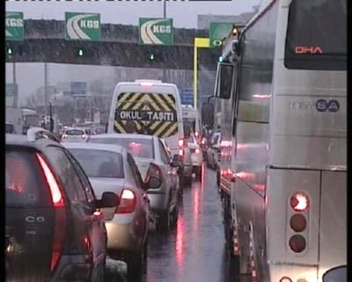 İstanbul\'da Kar Yağışı