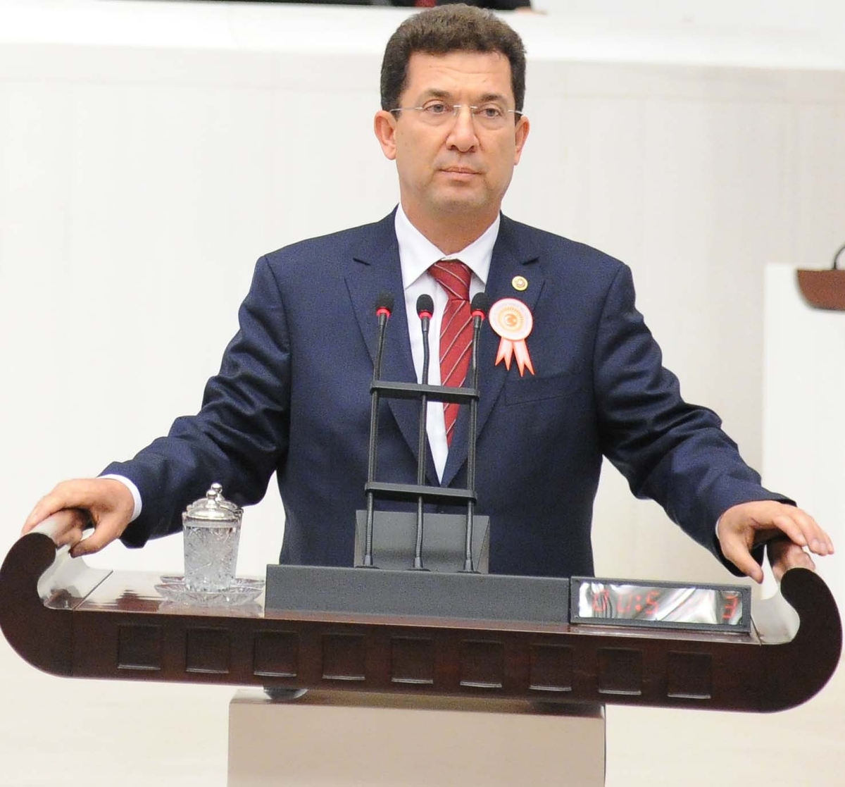 Kılınç; "Ak Parti Milli İradeyi Temsil Ediyor"