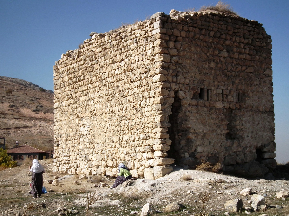 Kültür ve Turizm Bakanlığı\'ndan Taşhoron ve Venk Kiliseleri\'nin Restorasyonuna Ödenek